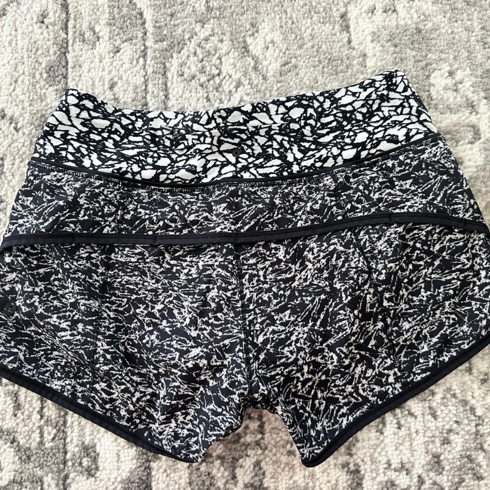 Size 4 Lululemon Shorts